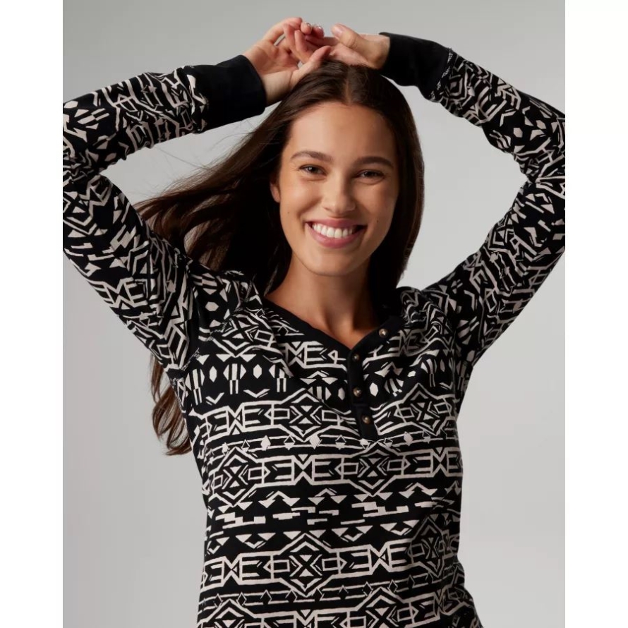 Black 80s Stripe Columbia Women's Holly Hideaway Long Sleeve Shirt