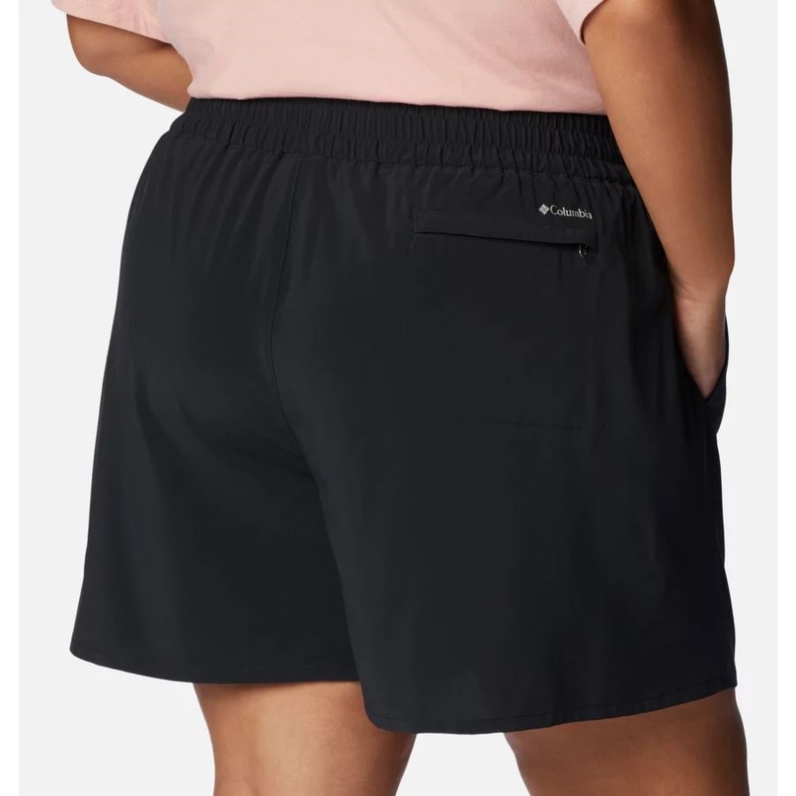 Black Columbia Women's Boundless Beauty Shorts Plus Size