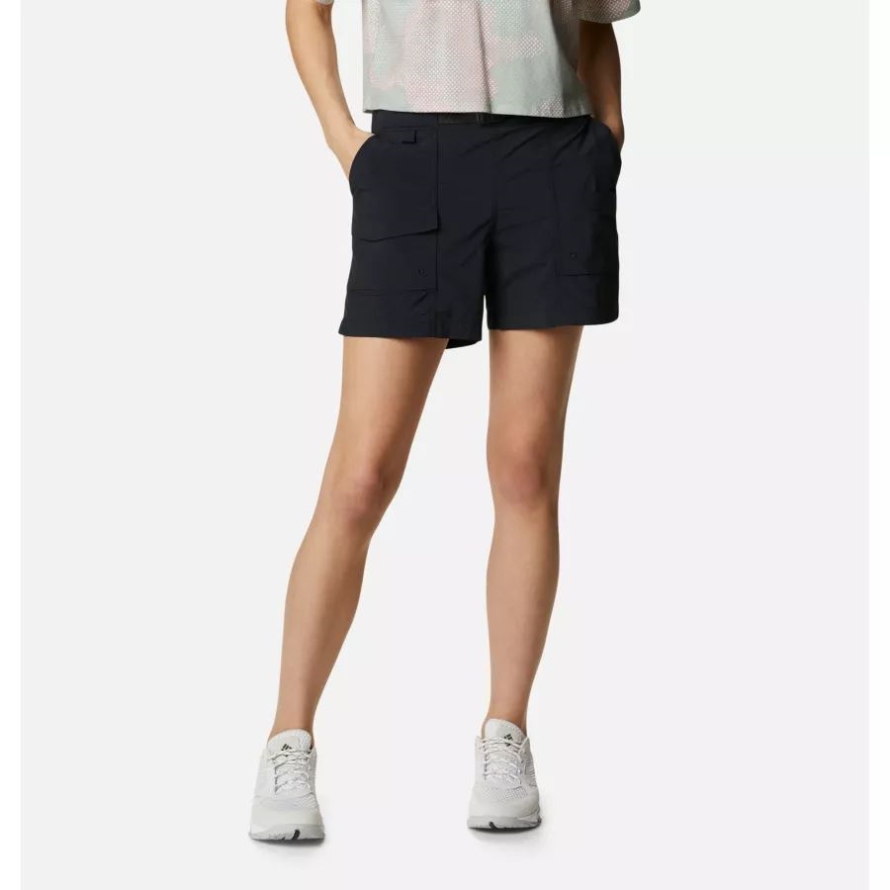 Black Columbia Women's Summerdry Cargo Shorts