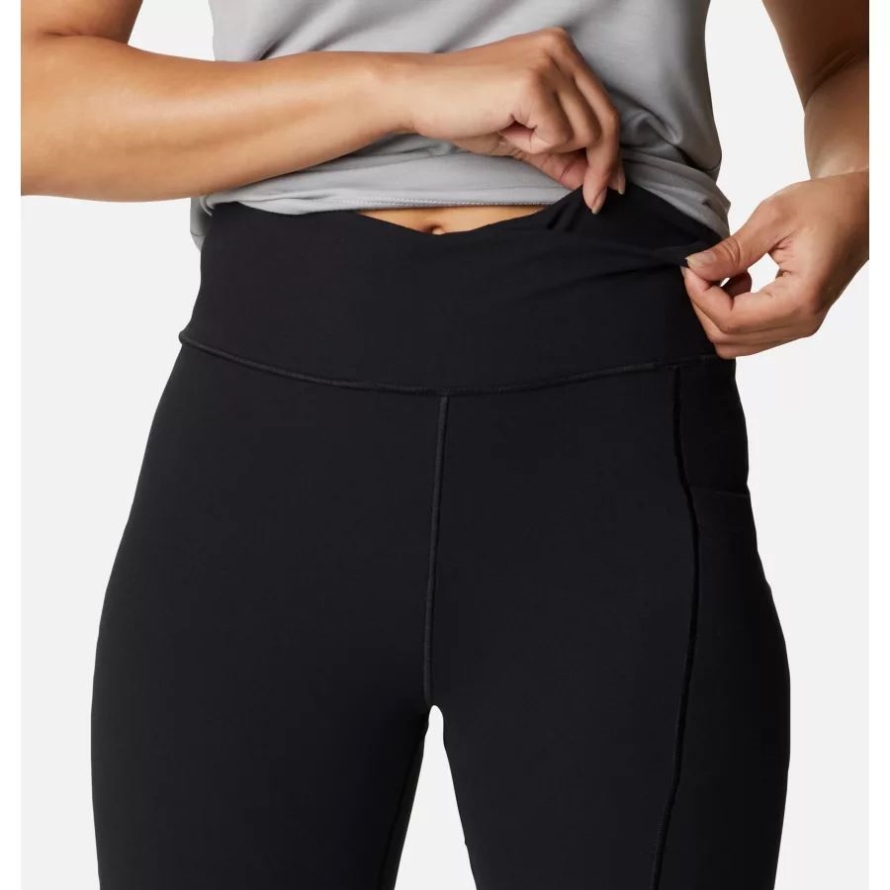 Black Columbia Women's Weekend Adventure 7/8 Legging