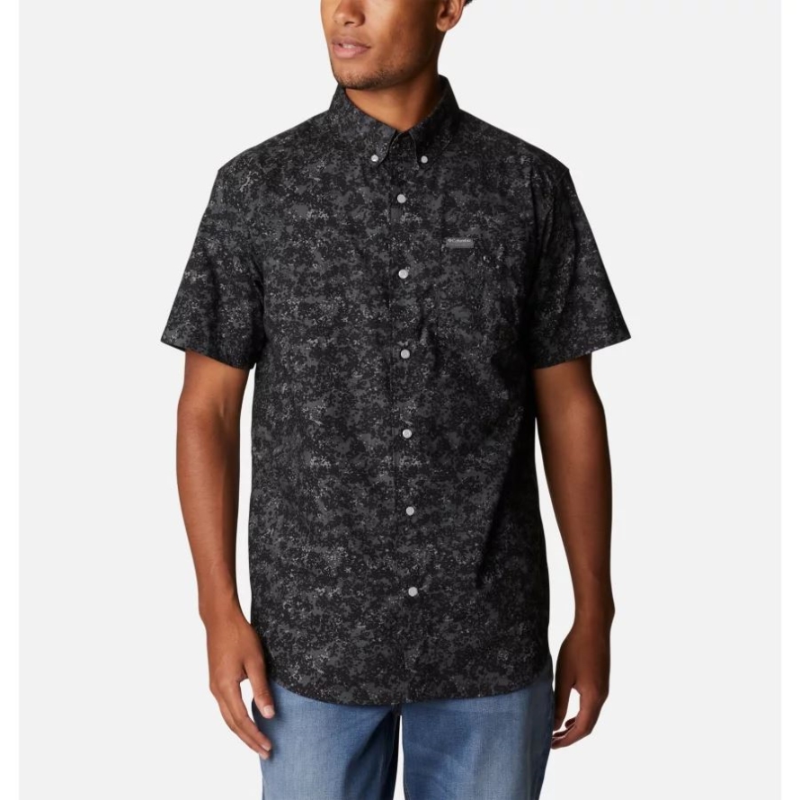 Black Dotty Disguise Columbia Men's Brentyn Trail II Short Sleeve Shirt