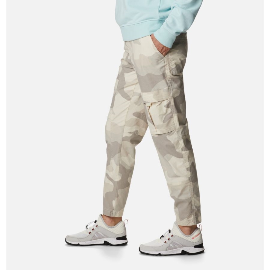 Chalk Mod Camo Women's Wallowa Cargo Pants Columbia