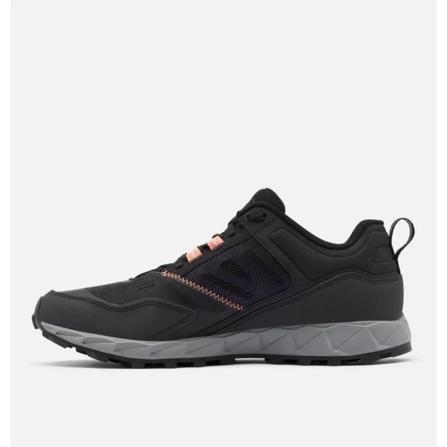 Columbia Black/Lychee Women's Flow District Shoe