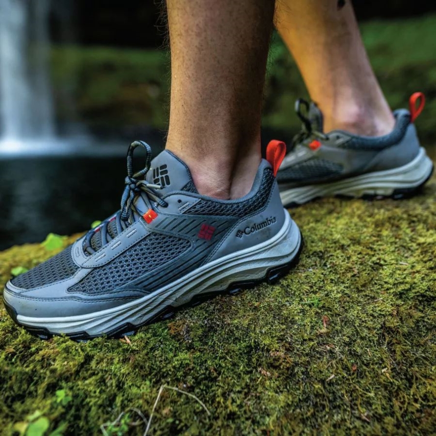 Columbia Men's Hatana Breathe Shoe Ti Grey Steel/Red Quartz