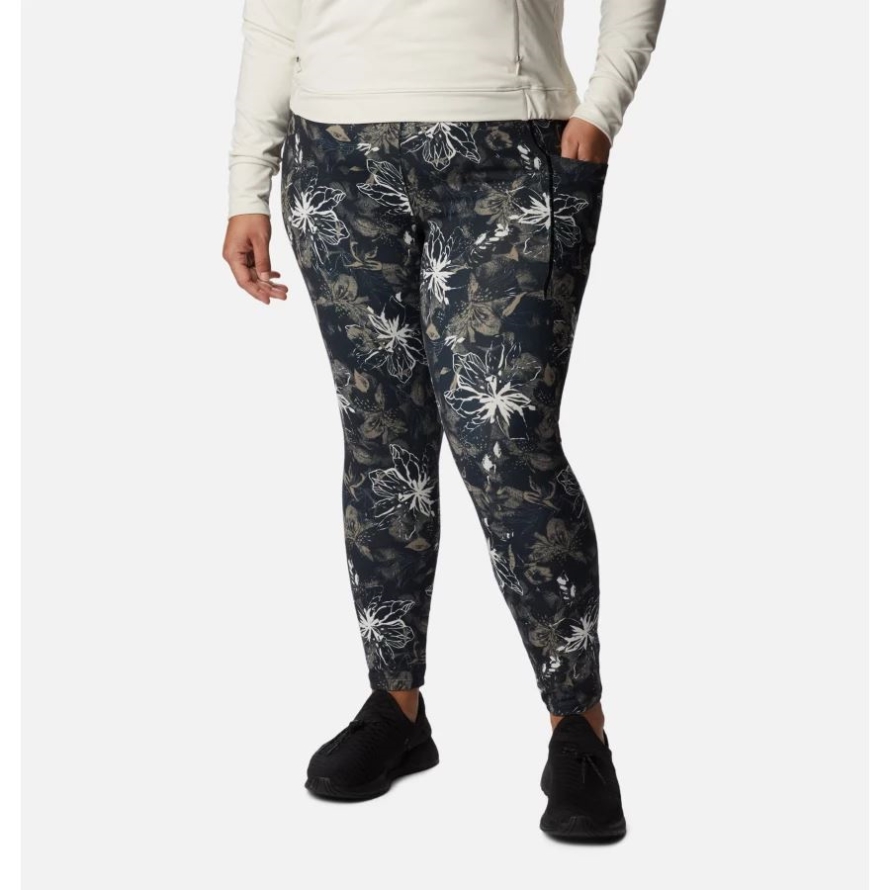 Columbia Women's Weekend Adventure 7/8 Legging Plus Size Black Aurelian Print