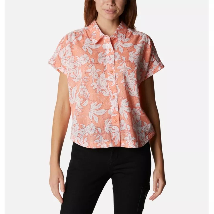 Coral Reef Lakeshore Floral Columbia Women's Camp Henry IV Casual Short Sleeve Shirt