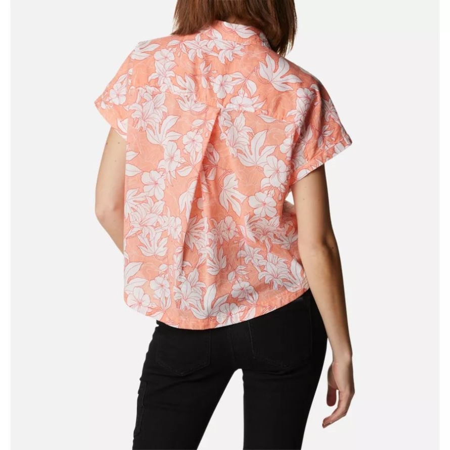 Coral Reef Lakeshore Floral Columbia Women's Camp Henry IV Casual Short Sleeve Shirt