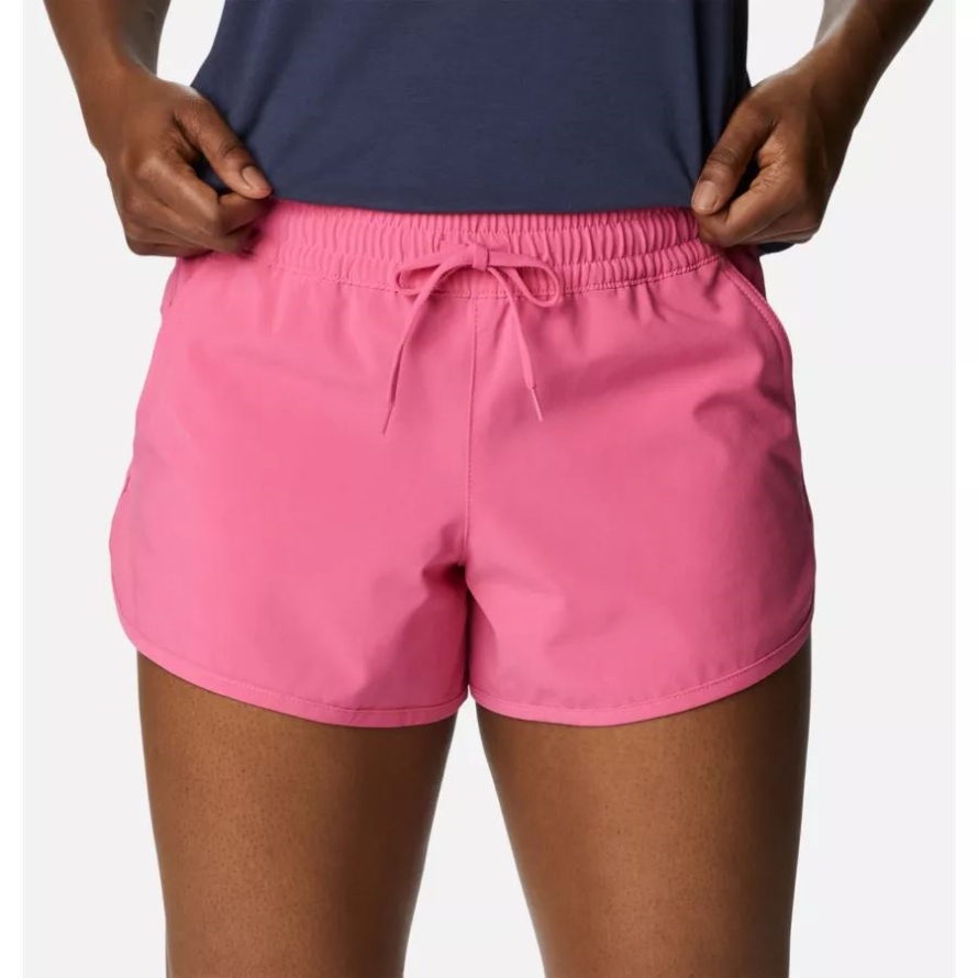 Wild Geranium Columbia Women's Bogata Bay Stretch Shorts