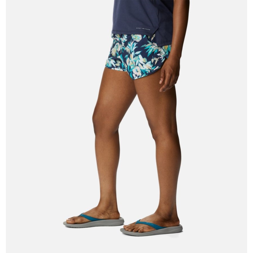Women's Bogata Bay Stretch Printed Shorts Bright Aqua/Wisterian Columbia
